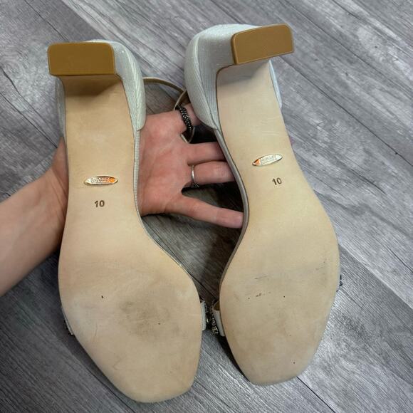 Badgley Mischka Silver Crystal Block Heel Sandals 10 Wedding Evening Bridal Shoe - Picture 9 of 9